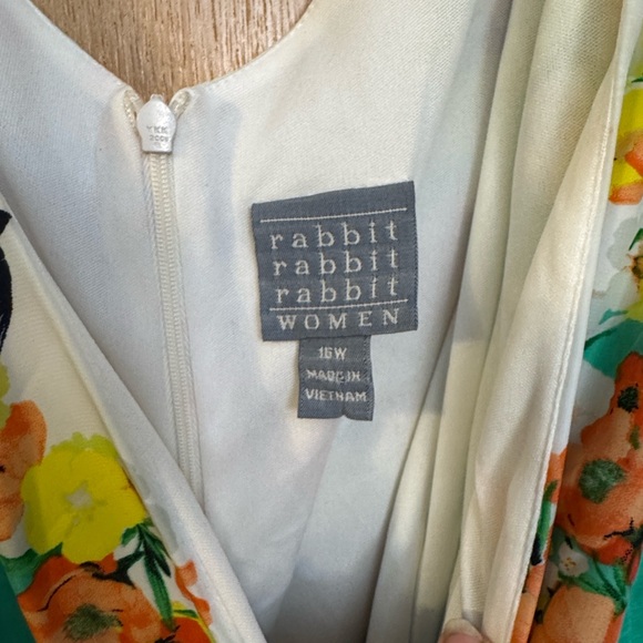 Rabbit Rabbit Rabbit Floral Sleeveless Dress with Birds and Belt Size 16W - Picture 4 of 5